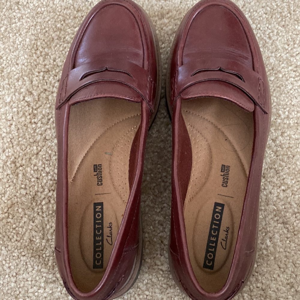 Clarks Burgundy Loafers - Picture 5 of 7